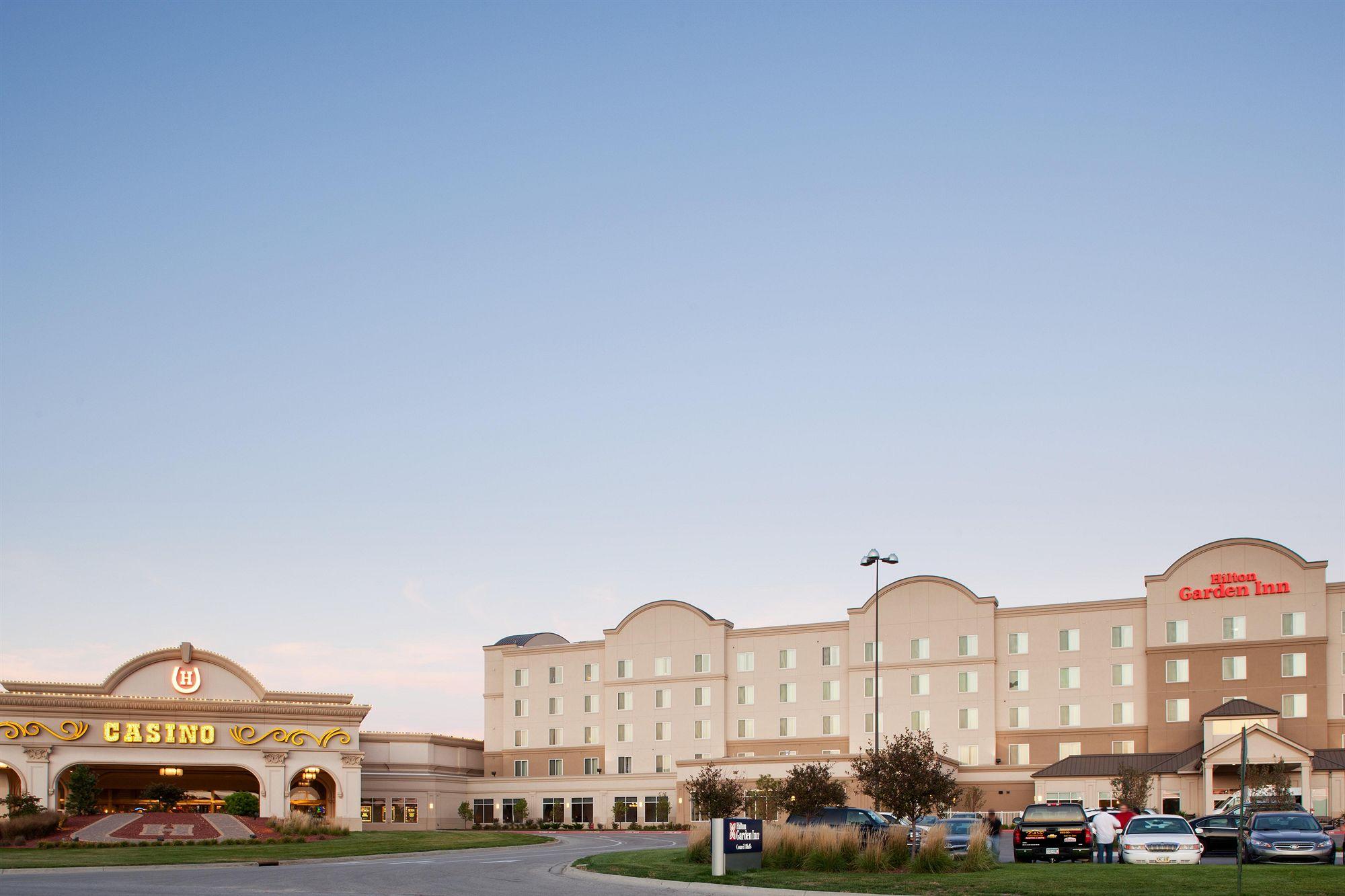 Hilton Garden Inn Omaha East/קאונסיל בלאפס מראה חיצוני תמונה