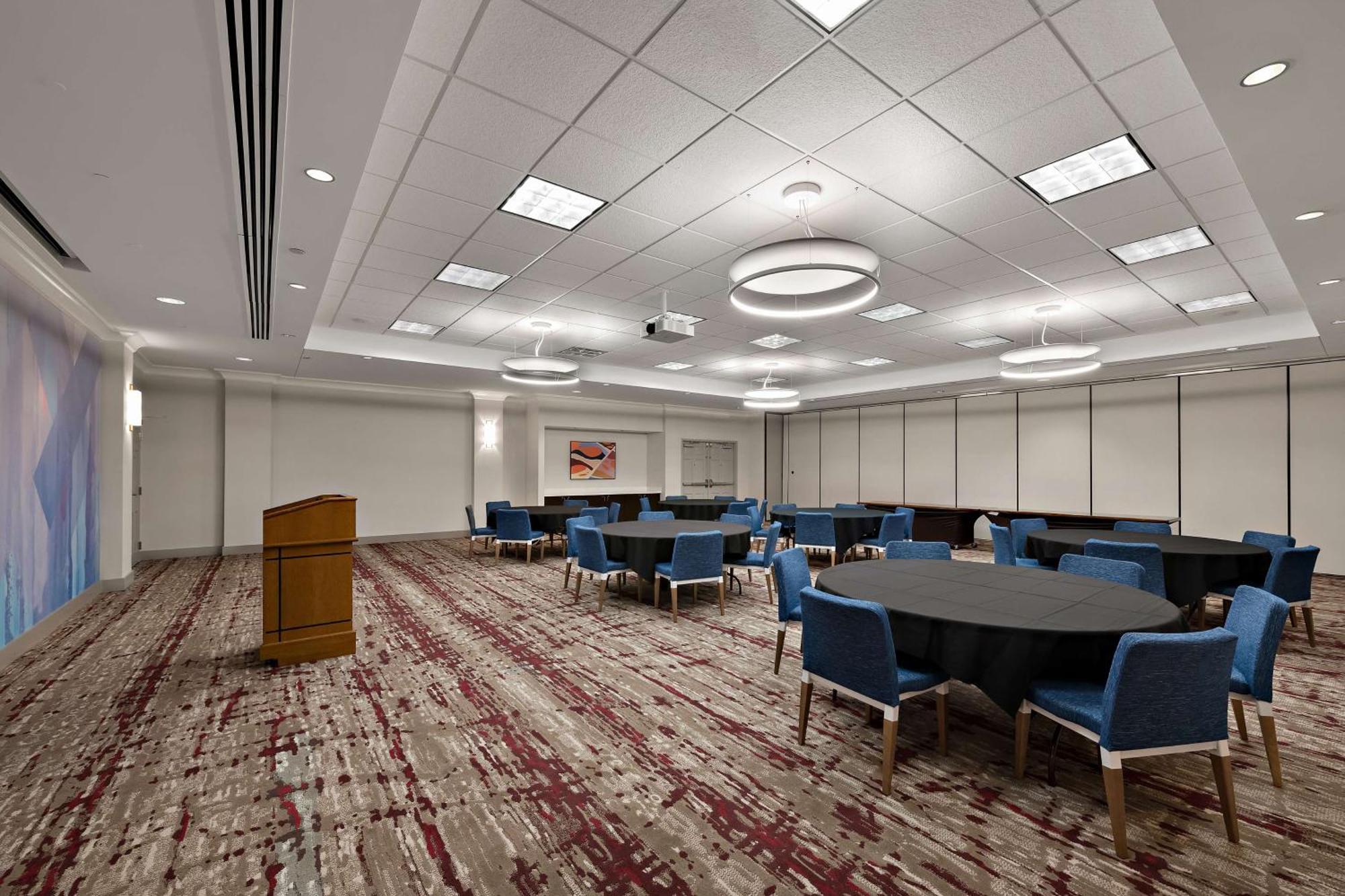 Hilton Garden Inn Omaha East/קאונסיל בלאפס מראה חיצוני תמונה
