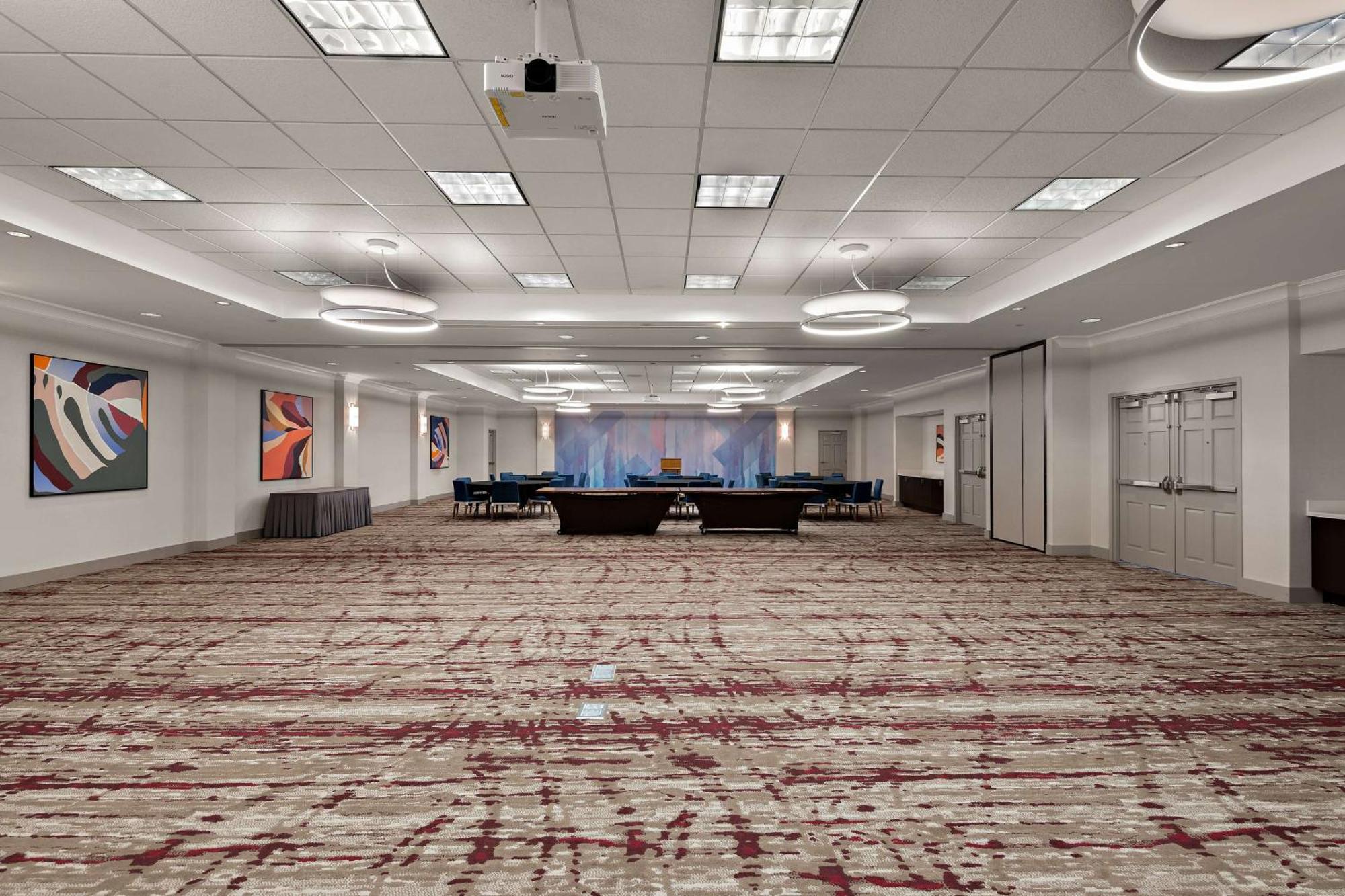 Hilton Garden Inn Omaha East/קאונסיל בלאפס מראה חיצוני תמונה