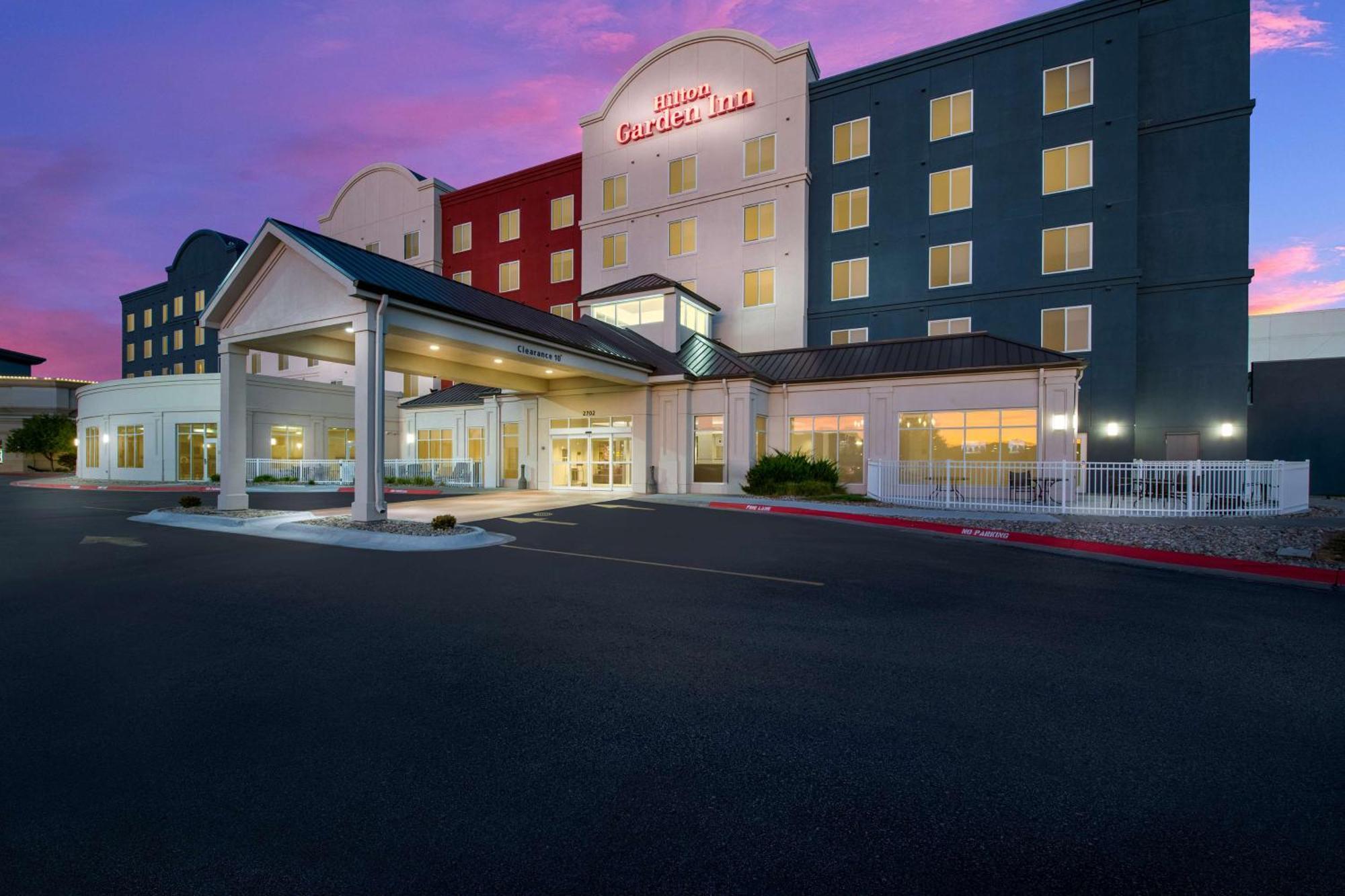Hilton Garden Inn Omaha East/קאונסיל בלאפס מראה חיצוני תמונה