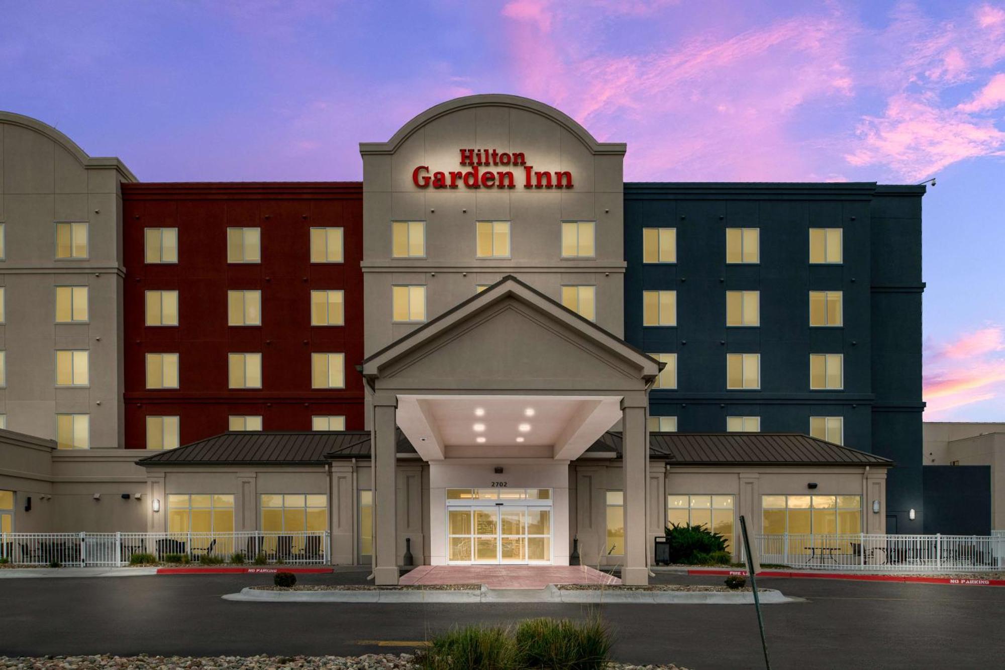Hilton Garden Inn Omaha East/קאונסיל בלאפס מראה חיצוני תמונה